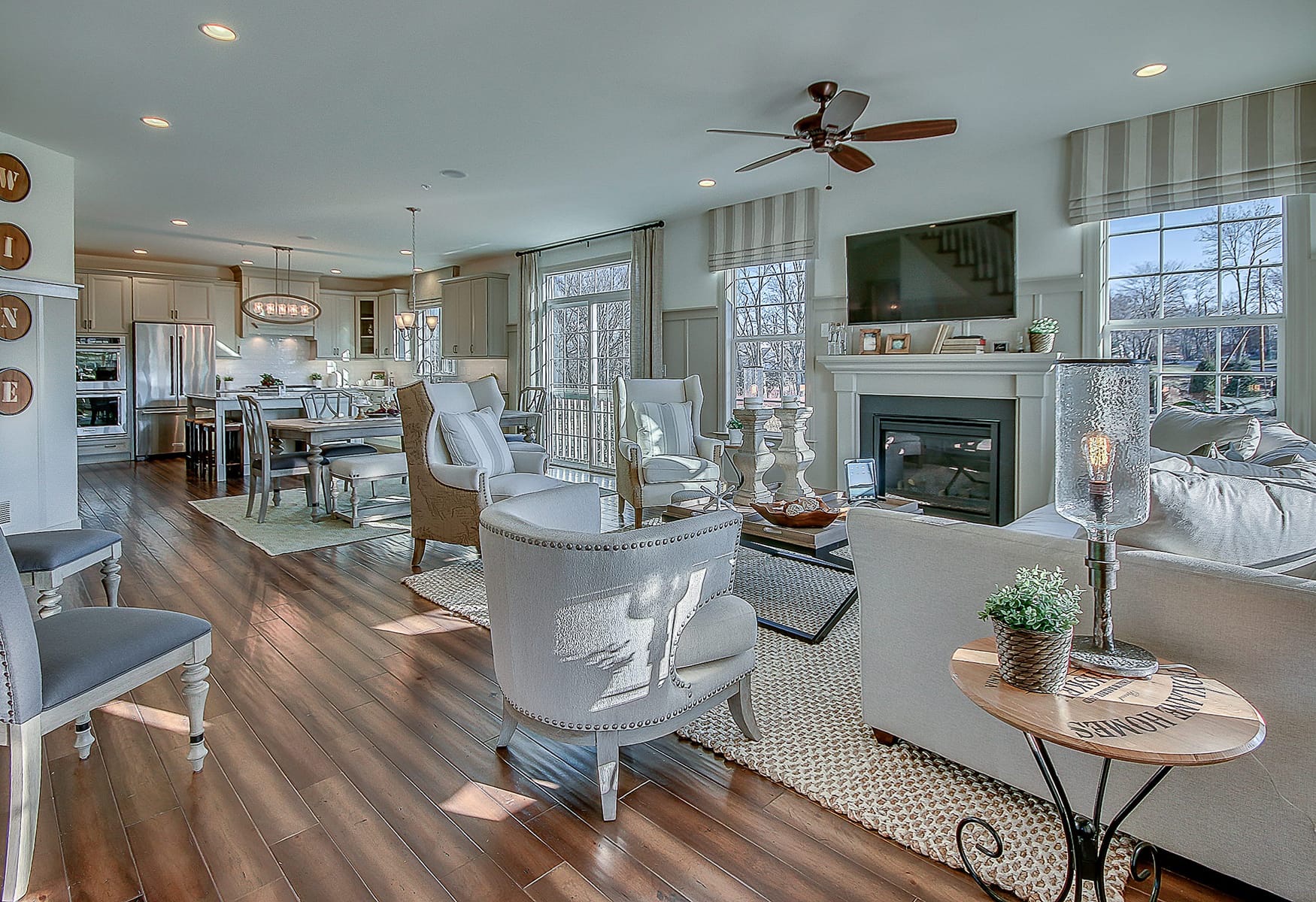 Living Room Kitchen Combo